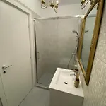 Seafront - Casa Del Mar Appartement *