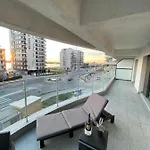 Apartamento Seafront - Casa Del Mar *