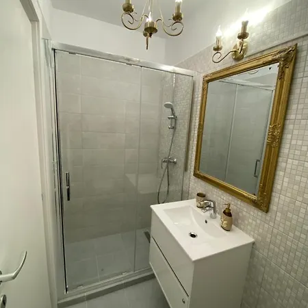 Seafront - Casa Del Mar Apartment Mamaia