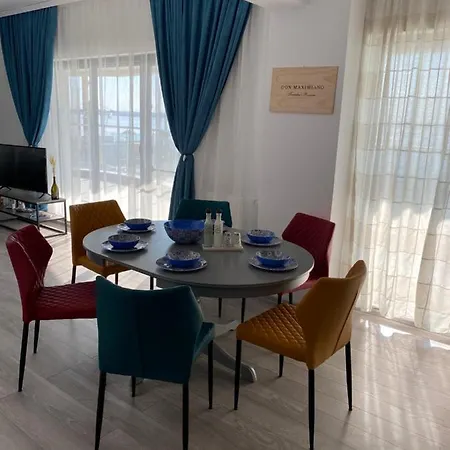 Seafront - Casa Del Mar Apartment Mamaia