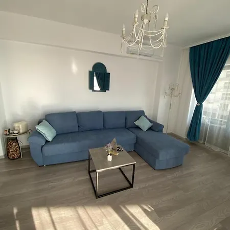 Apartment Seafront - Casa Del Mar *