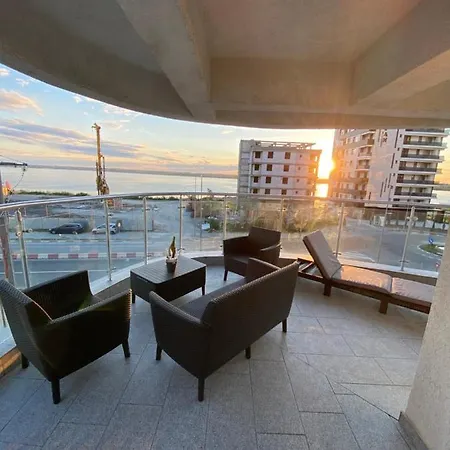 Apartmán Seafront - Casa Del Mar *