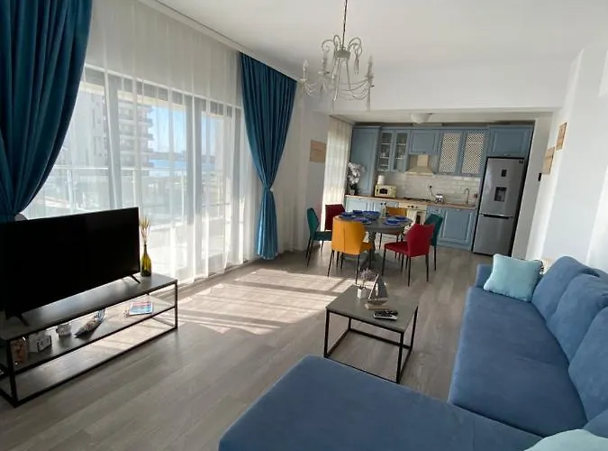 Seafront - Casa Del Mar